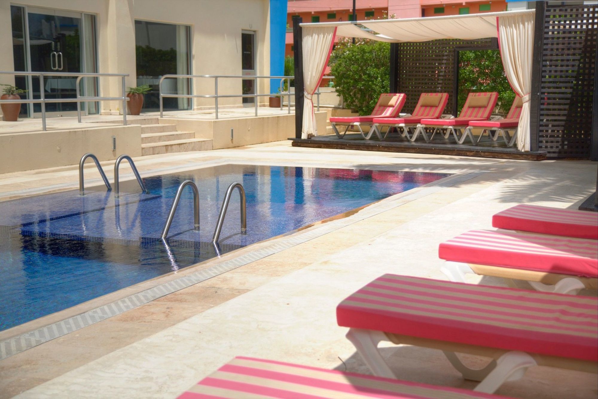 The Rockley By Ocean Hotels - Breakfast Included بريدج تاون المظهر الخارجي الصورة